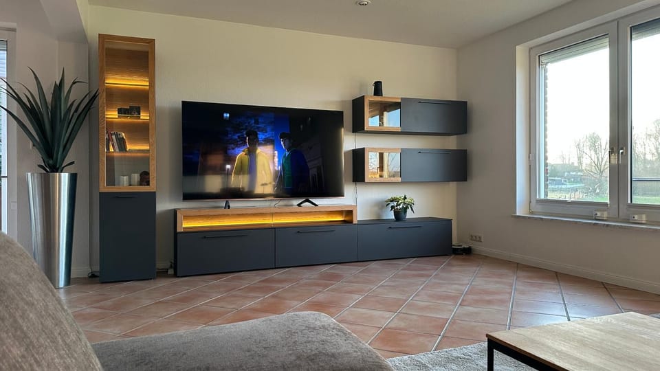 TV and multimedia, Living room, Photo of the whole room