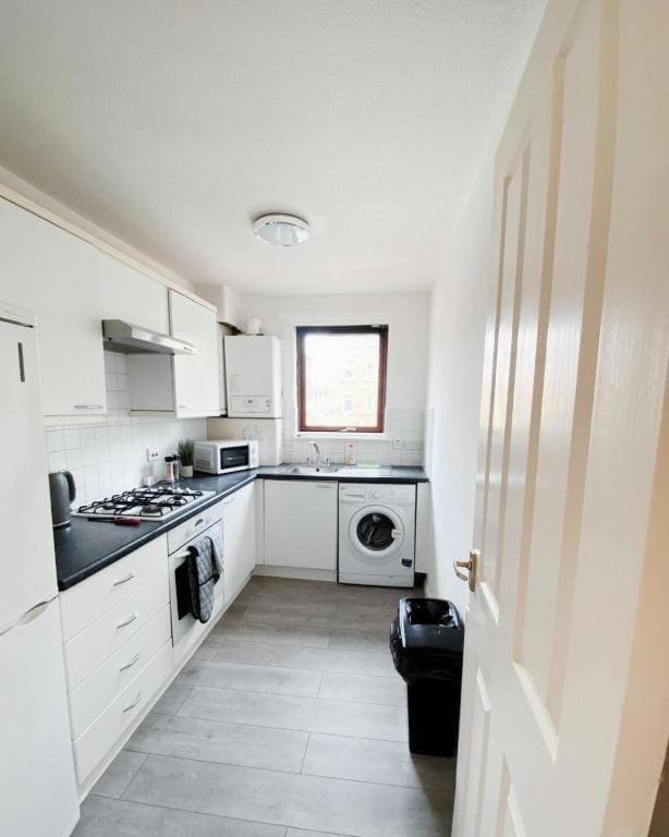 The Easter Suites with free parking Apartment in Edinburgh