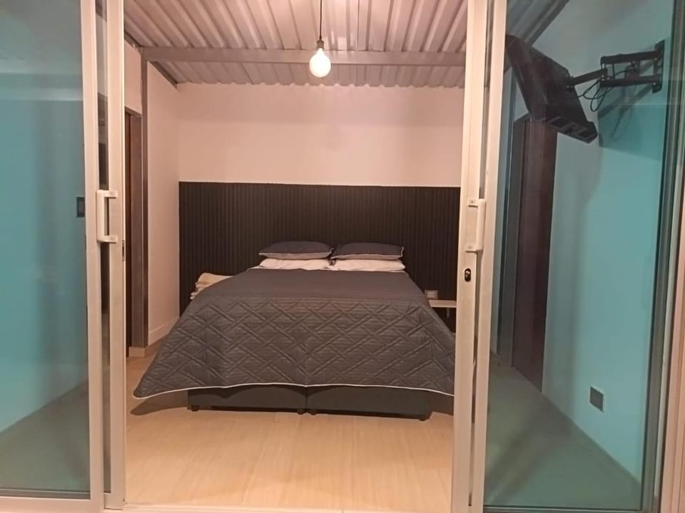 Cabaña - Macanal House in Cundinamarca, Colombia