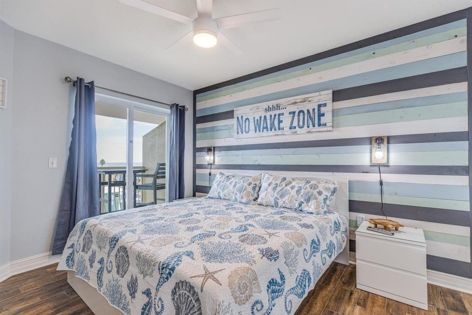 Vitamin SEA Condo 7️⃣2️⃣7️⃣2️⃣5️⃣1️⃣8️⃣6️⃣5️⃣9️⃣ Apartment hotel in Treasure Island