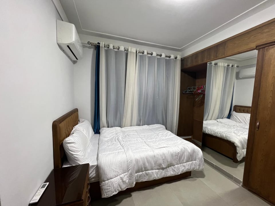 شقه مميزه الايجار كامب شيزار Apartment in Alexandria