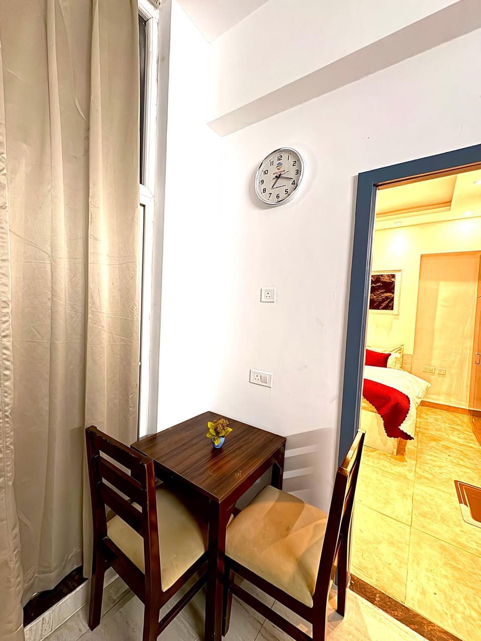 The Luxurious 1Bhk with swimming pool-75 Apartment in Noida