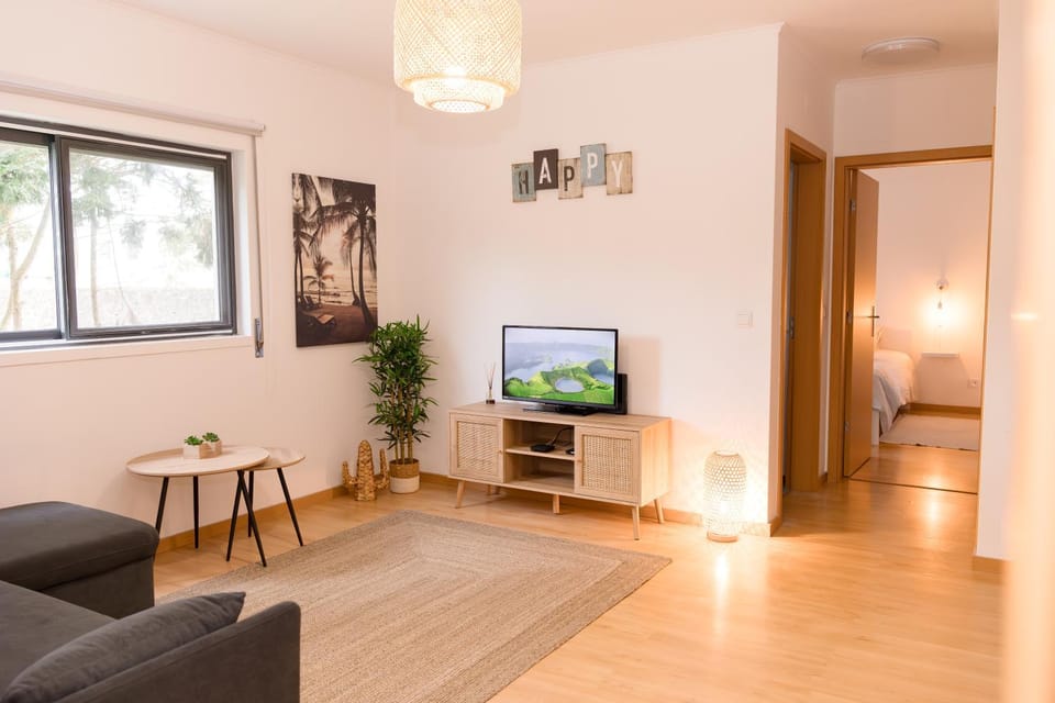 Living room, internet