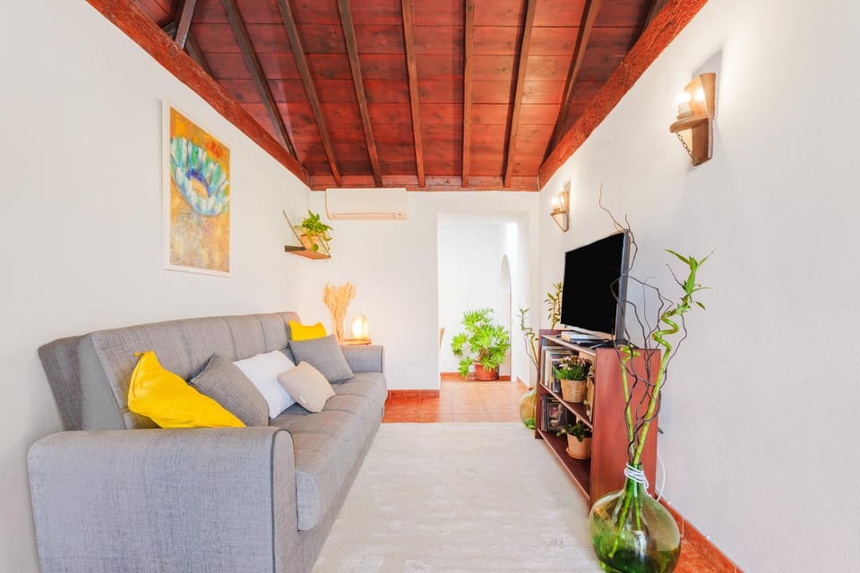 Communal lounge/ TV room, Bed, TV and multimedia, Evening entertainment, Bedroom