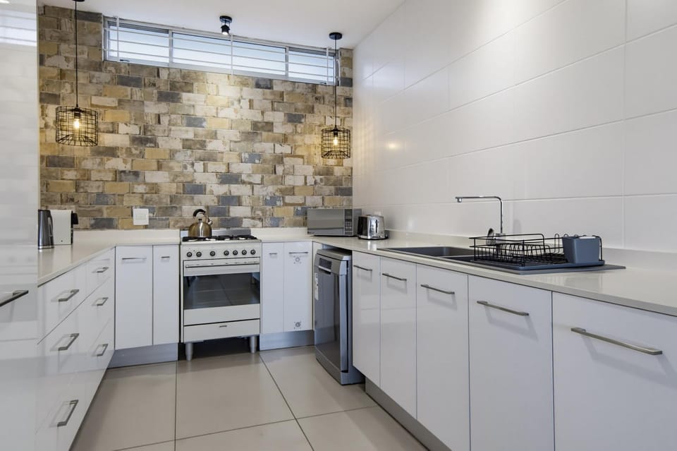 Sea View Escape Apartment in Dolphin Coast