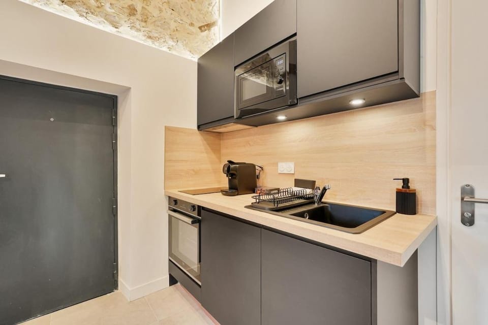 Welcome to Casa Terracotta Apartment in Île-de-France