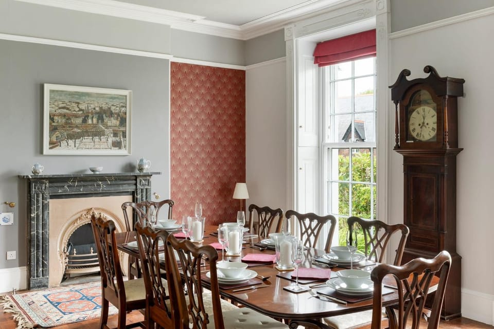 Grade II Listed House in Central Exeter House in Exeter