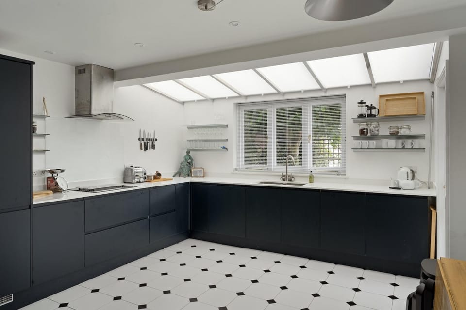 Grade II Listed House in Central Exeter House in Exeter