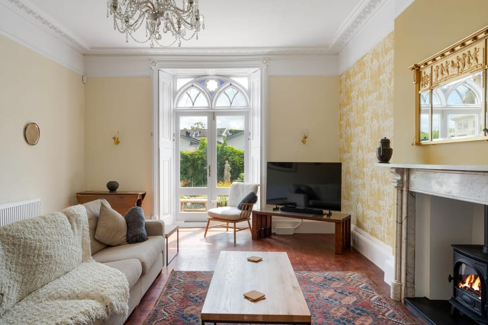 Grade II Listed House in Central Exeter House in Exeter