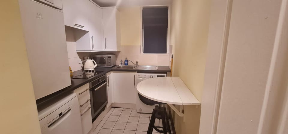 Excellent Apartment Near Central London with Car Parking Apartment in London Borough of Hackney