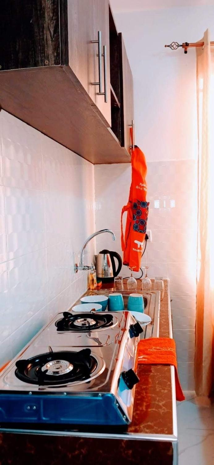 ChargePalaceHOMES Bed and Breakfast in Mombasa County