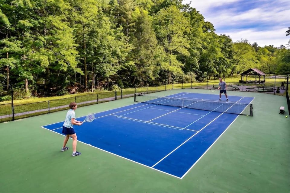 Serenity Retreat House in Sevier County