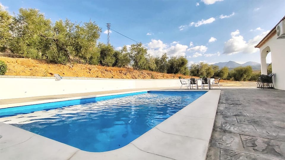 Natural landscape, Mountain view, Pool view, Swimming pool, sunbed