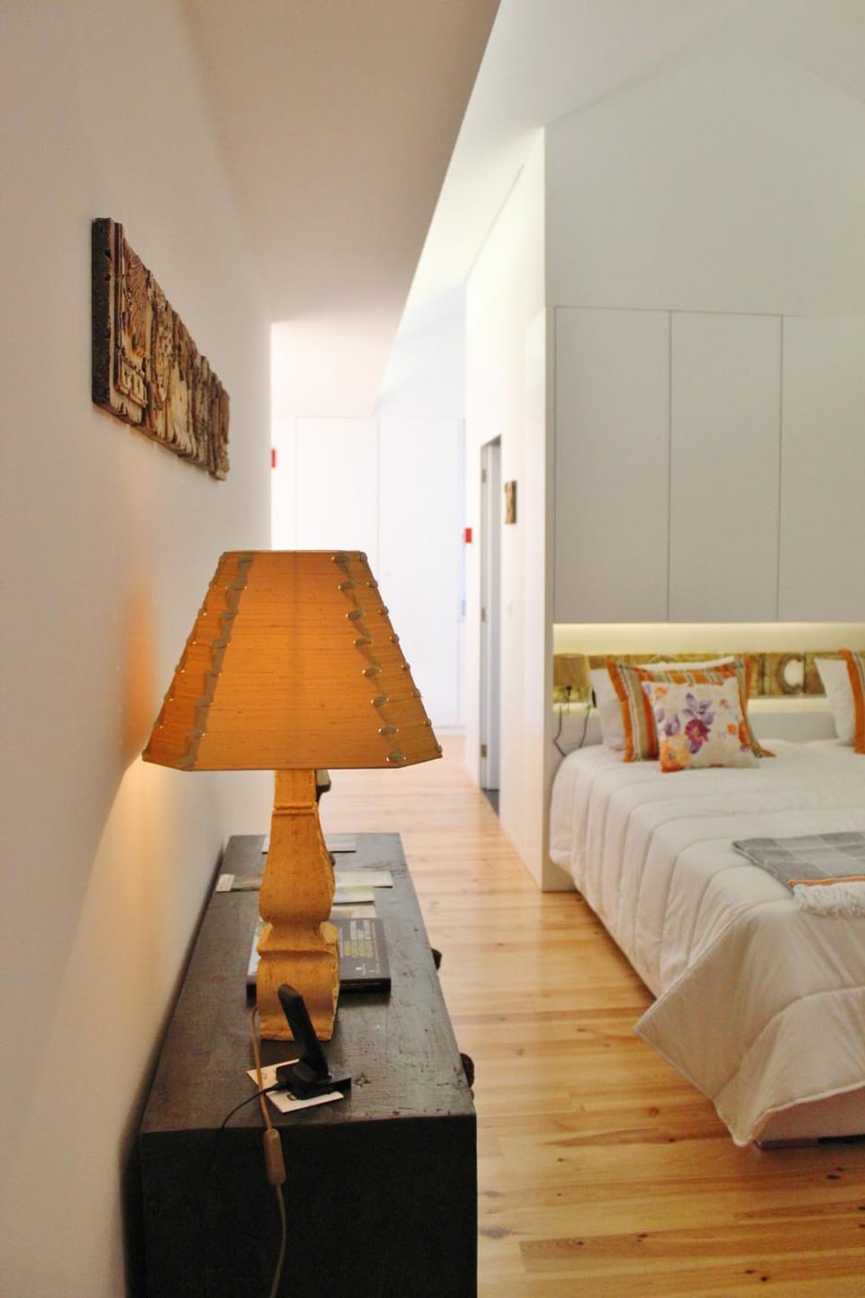 Bed, Decorative detail, Bedroom