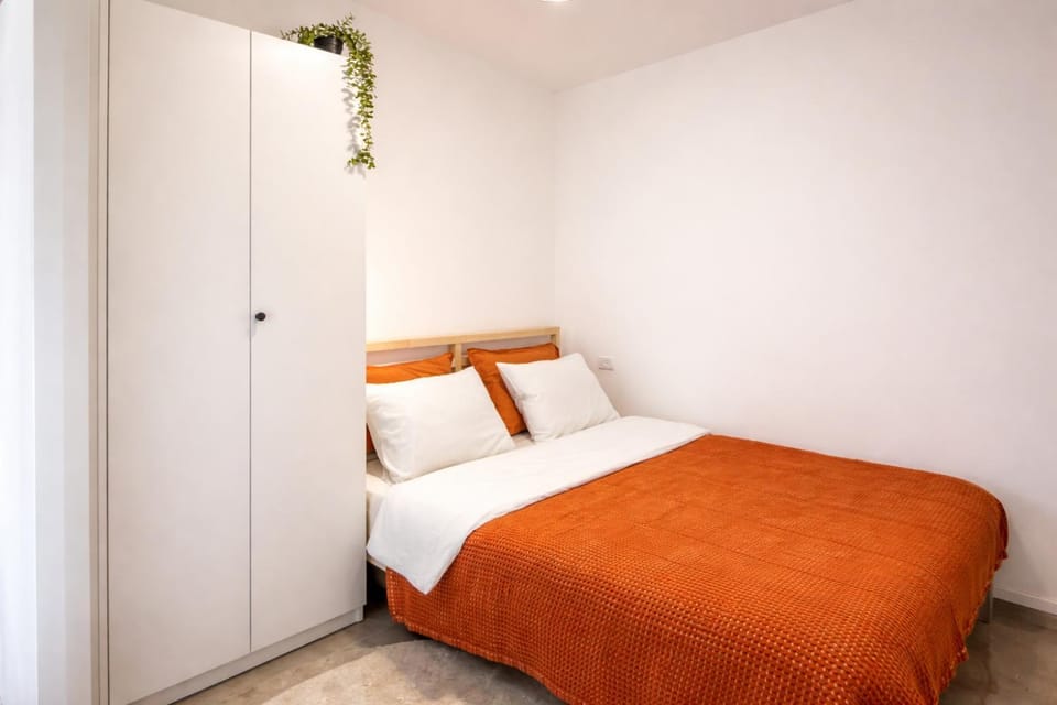 Bed, Bedroom, wardrobe