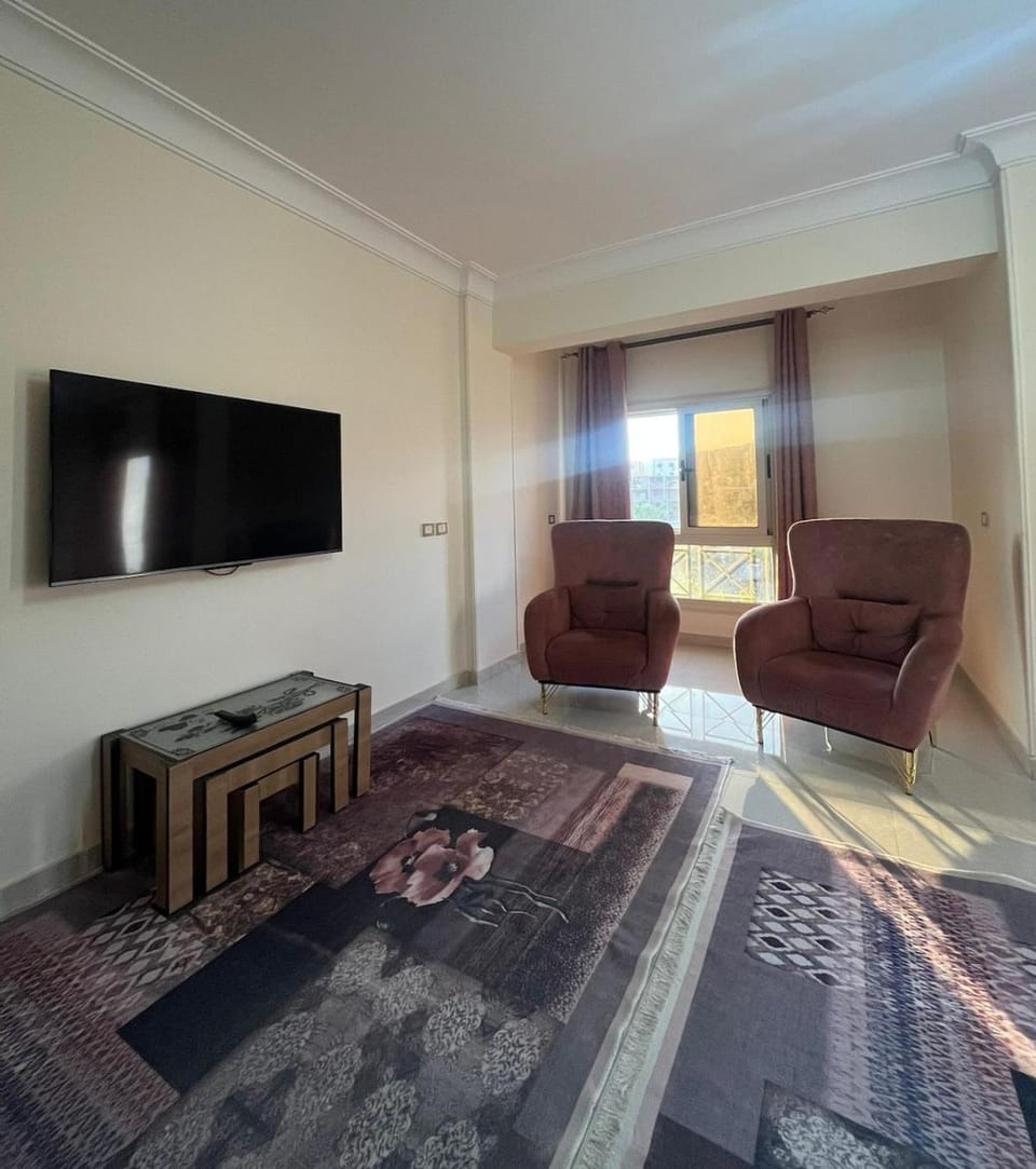 Cozy large apartment 200 Sqm 3 bedroom AC & WIFI Apartment in Egypt