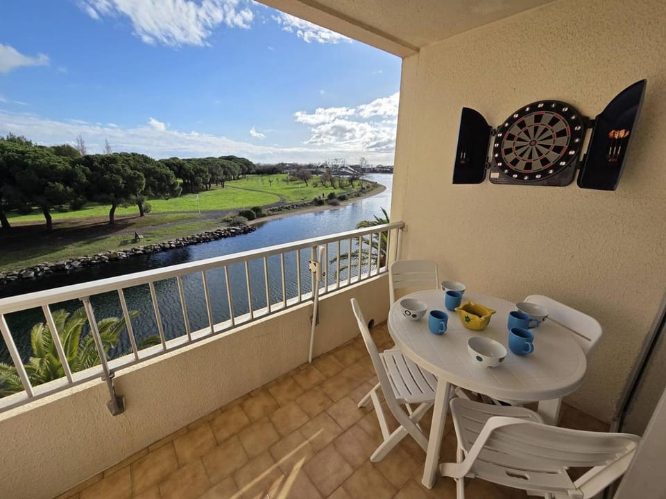 Balcony/Terrace, Lake view