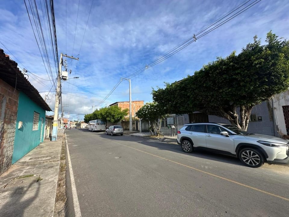 Street view, Quiet street view
