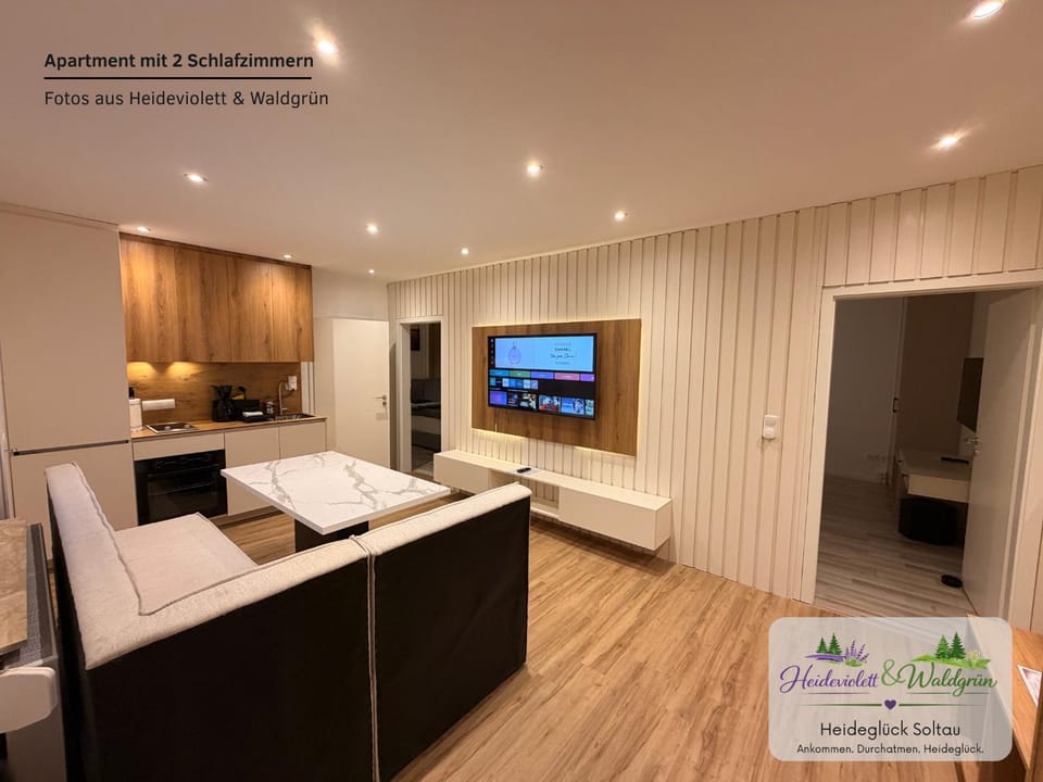 Kitchen or kitchenette, Living room, kitchen
