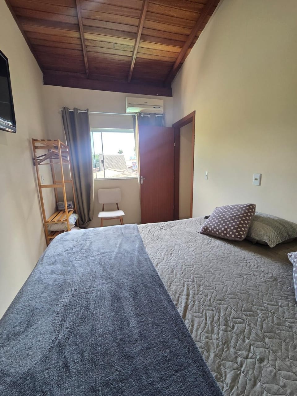 Apartment - Pool - Air - conditioning - Near the Airport Apartment in Florianopolis