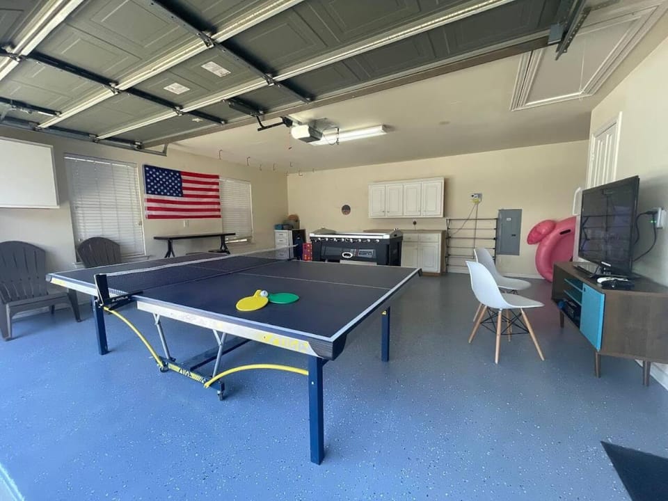 Rockwall Luxury Retreat-Pool/Spa/Patio/Gameroom House in Rockwall