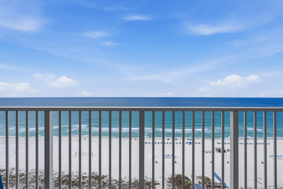 The Summit 1421 - Wake to Gulf Views House in Upper Grand Lagoon