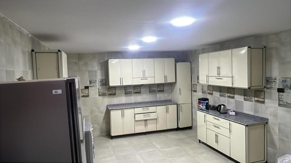 Kitchen or kitchenette, dishwasher, minibar, oven, pet friendly, stove