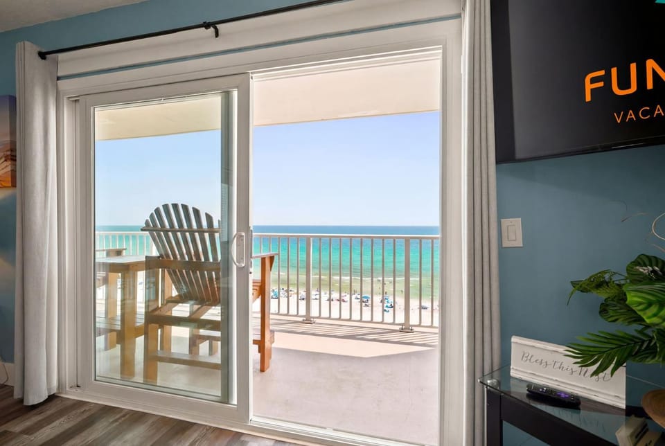 The Summit 1132 - Beachfront Bliss Stunning 2BR House in Panama City Beach