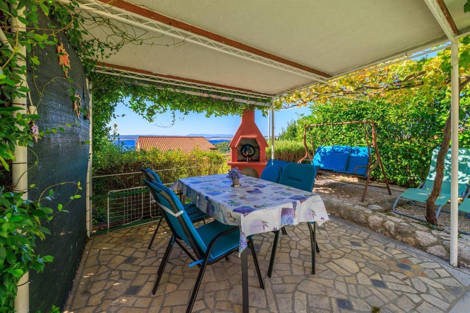 BBQ facilities, Balcony/Terrace