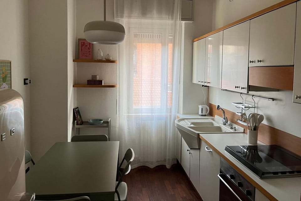 Kitchen or kitchenette, Dining area, Lunch, Dinner, dishwasher, microwave, oven, stove, kitchen