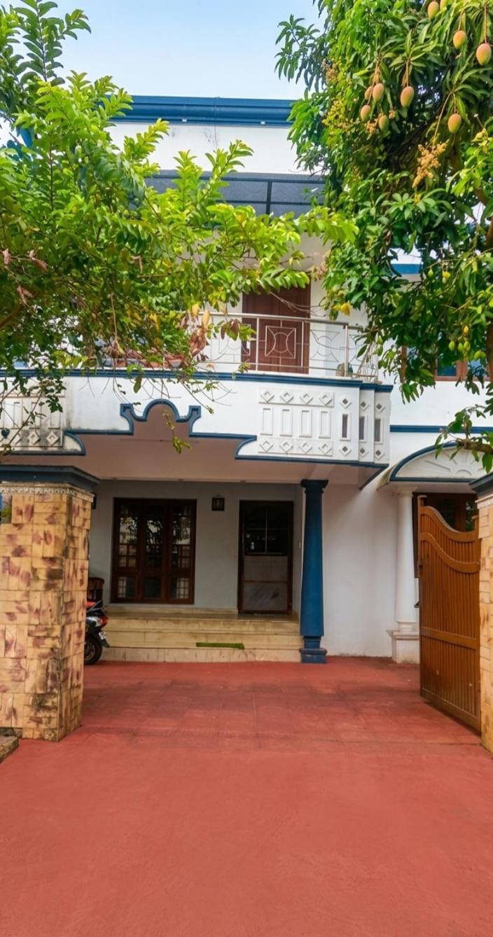 Lazars homestay Vacation rental in Kochi