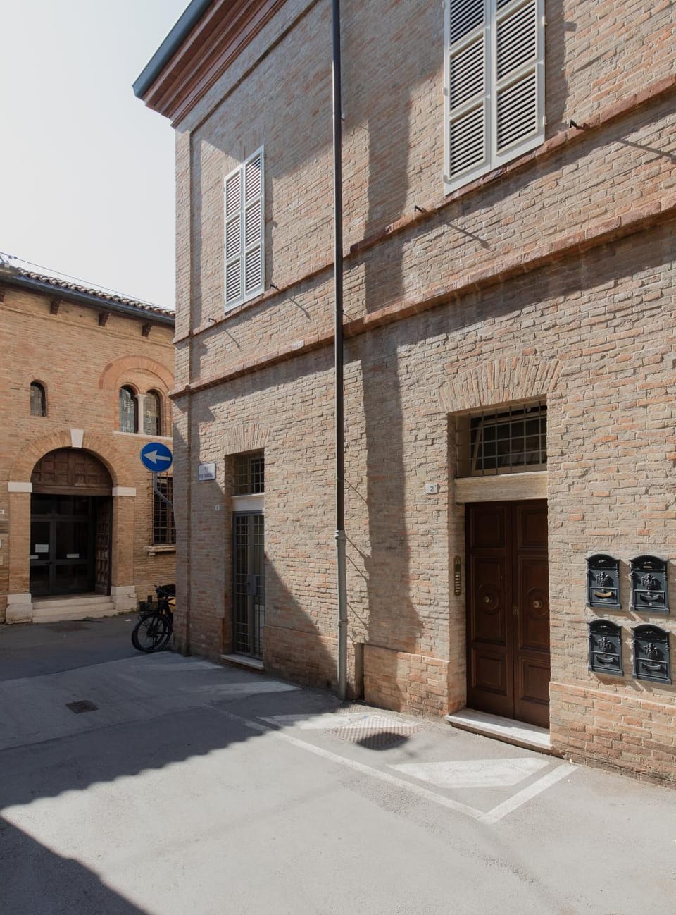 Property building, Day