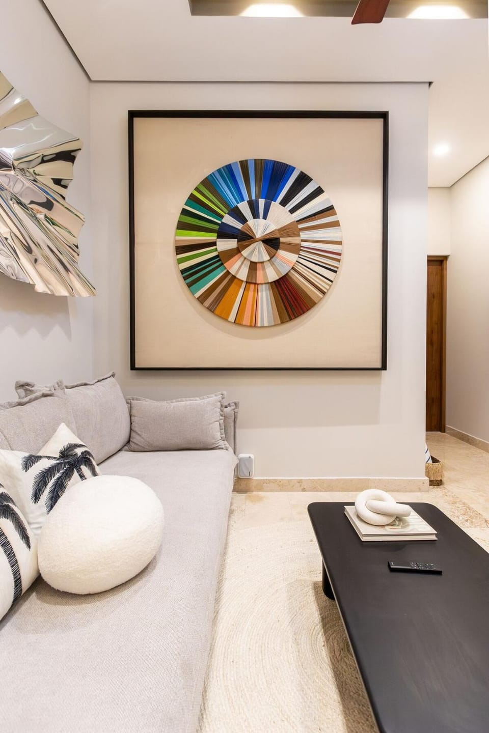 Living room, Decorative detail, Seating area