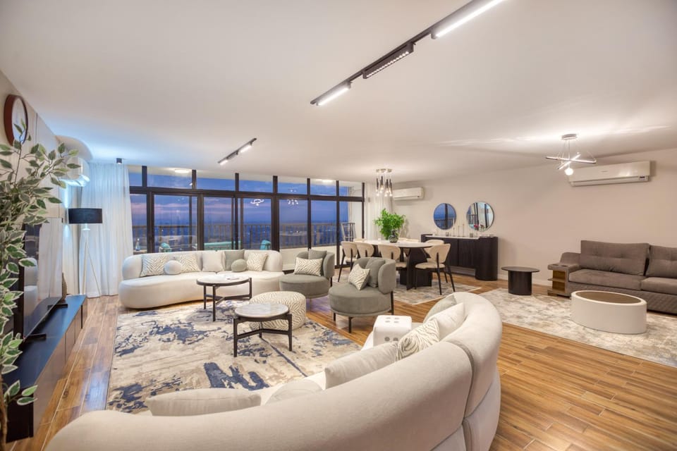 TV and multimedia, Living room, air conditioner