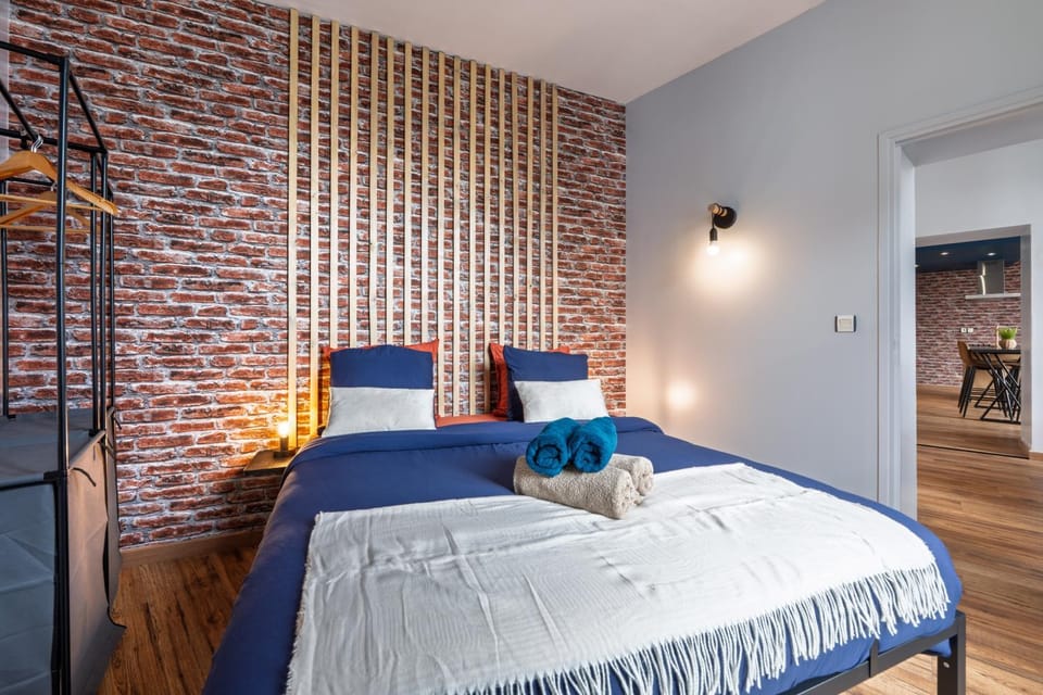 Bed, Night, Bedroom