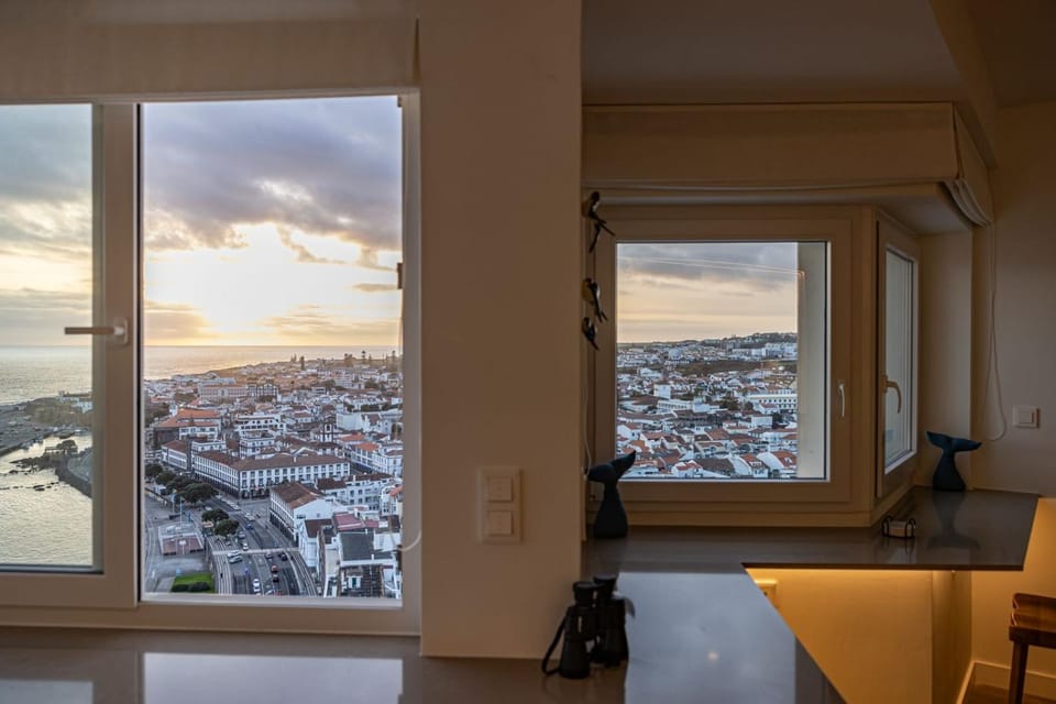 Highest Vacation Home in Azores-Deluxe Penthouse Apartment in Ponta Delgada