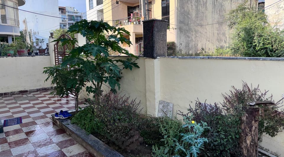 Yashodham 4BHK Peaceful Retreat Villa 8min Metro 18min IGI Villa in Gurugram