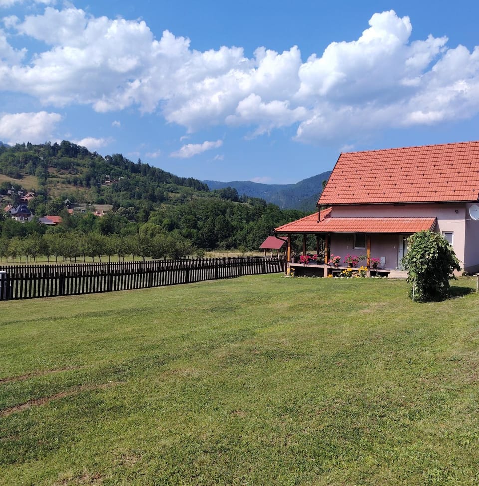 Kuca za Odmor ISKRA Apartment in Zlatibor District, Serbia