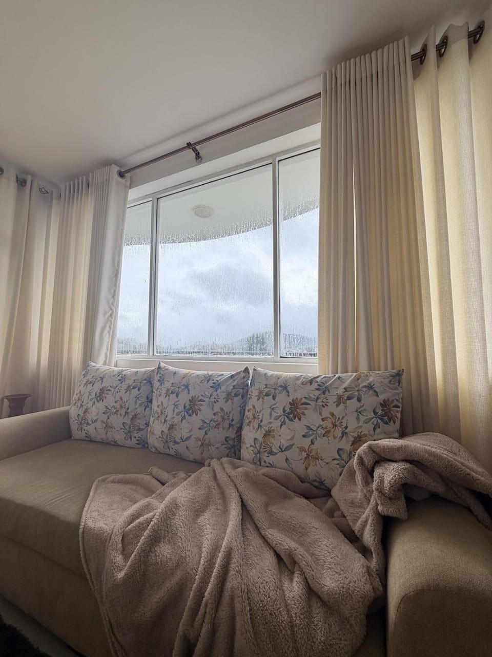 Golden Lion Luxury Residency Apartment in Nuwara Eliya