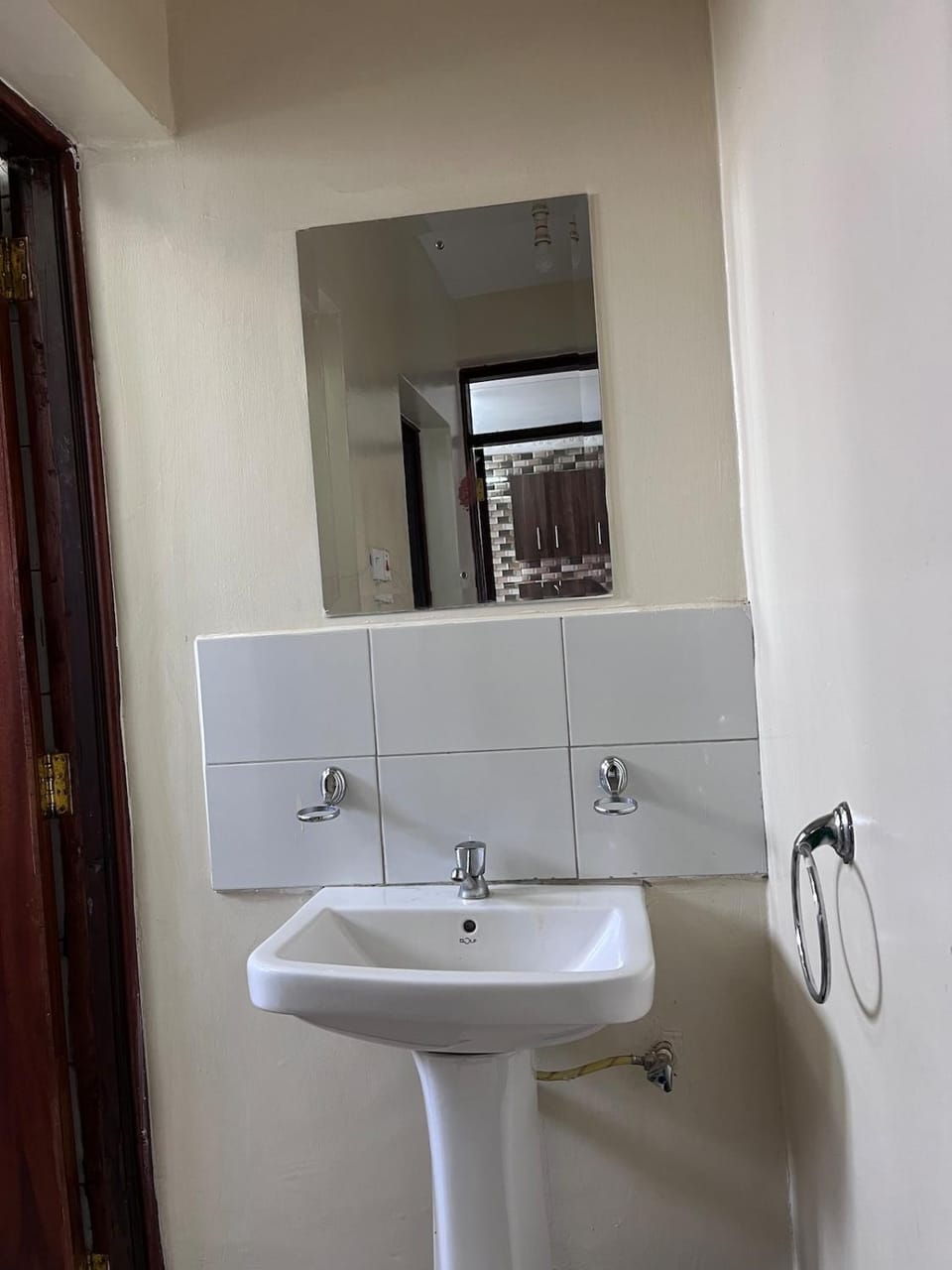 Modern cozy one bedroom apartment Apartment in Uganda