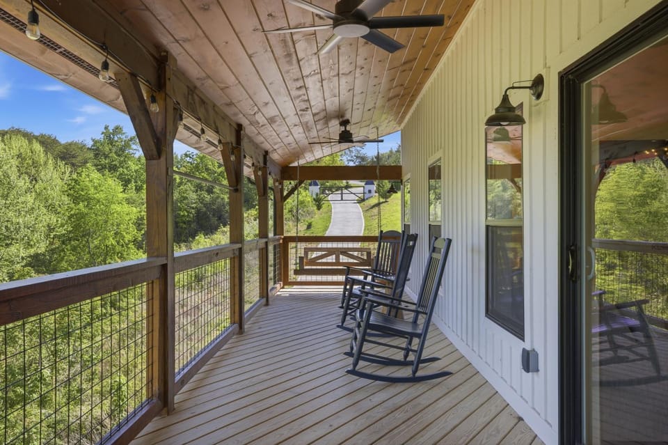 Black Bear Cove cabin Cabin in Sevierville