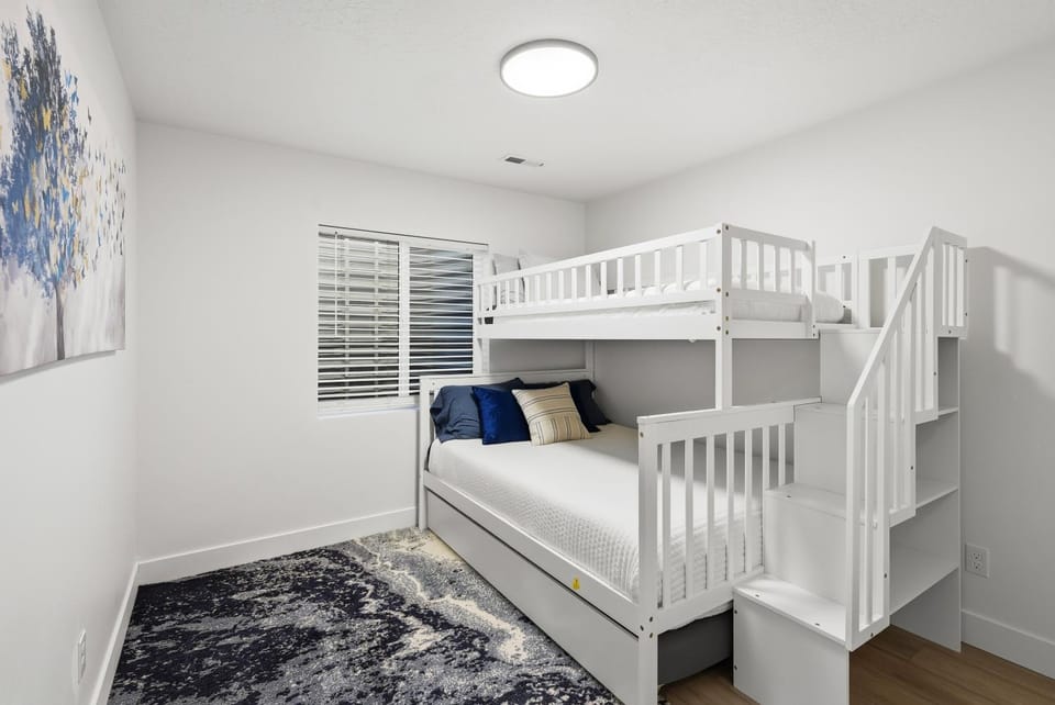 Bed, Bedroom, bunk bed