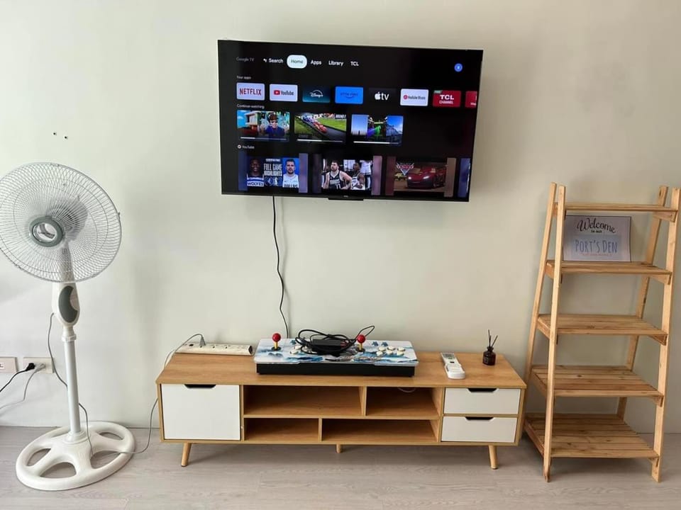 Ports Den Apartment in Manila City