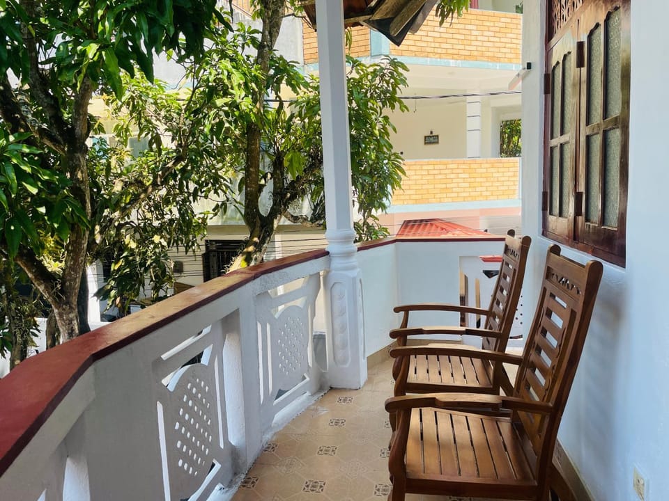 Day, Garden, Garden, Balcony/Terrace, Garden view, Garden view