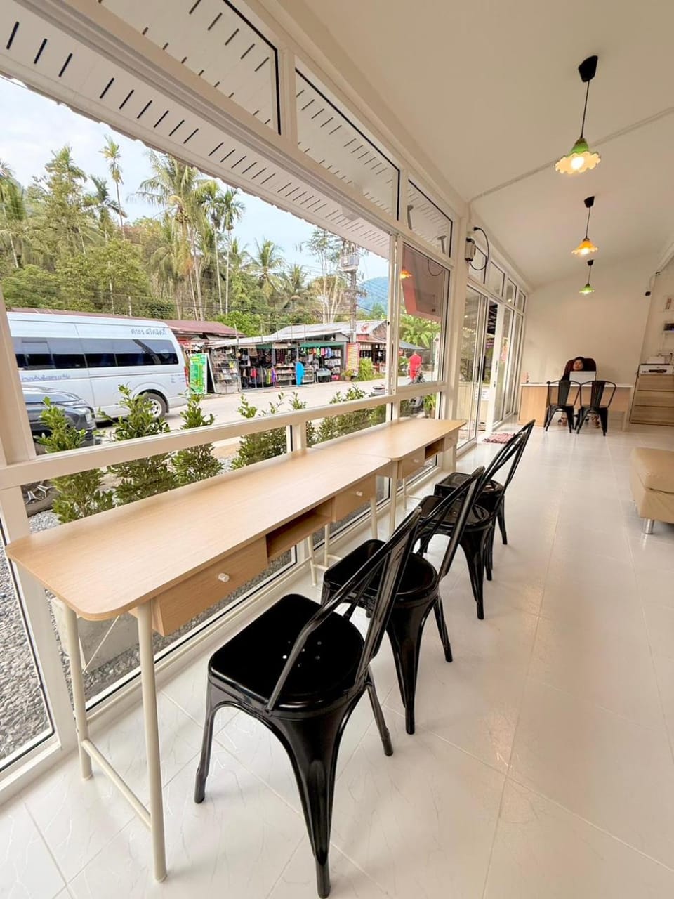 Day, View (from property/room), Seating area, City view, Street view, Quiet street view