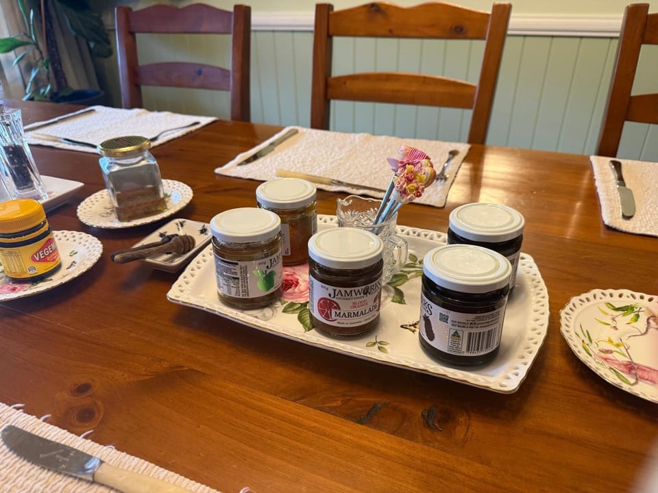 Dining area, Breakfast