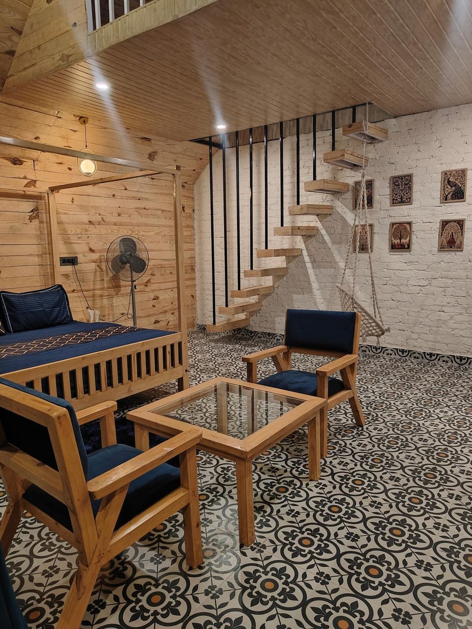 The alpine aura by lake & woods Hotel in Uttarakhand