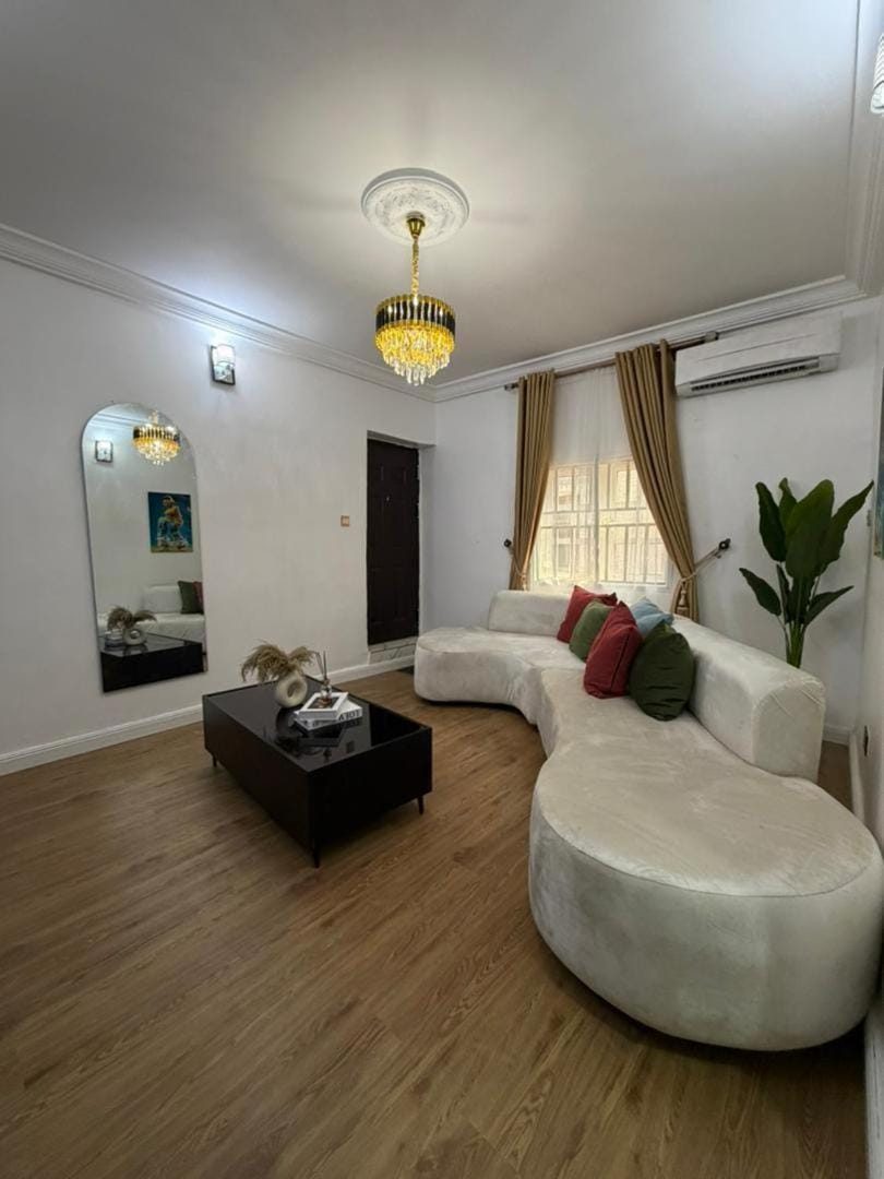 WUSE 2 STYLISH 1 BEDROOM-Military Zone Apartment in Abuja