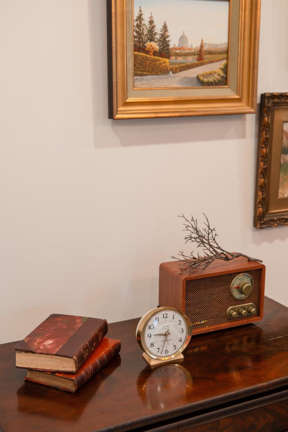 Living room, Decorative detail, Seating area