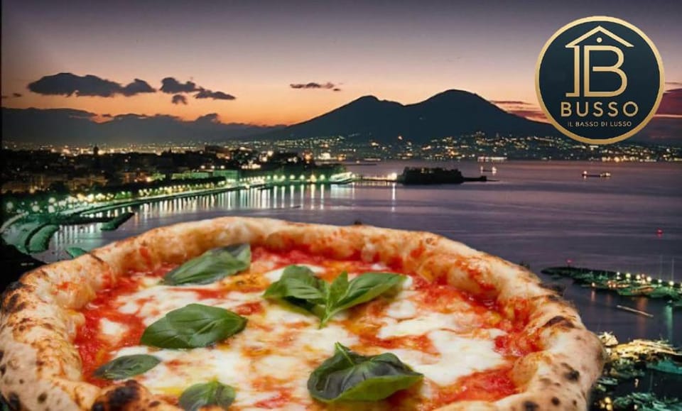 Nearby landmark, Natural landscape, Food and drinks, Logo/Certificate/Sign, Food, City view, Sea view